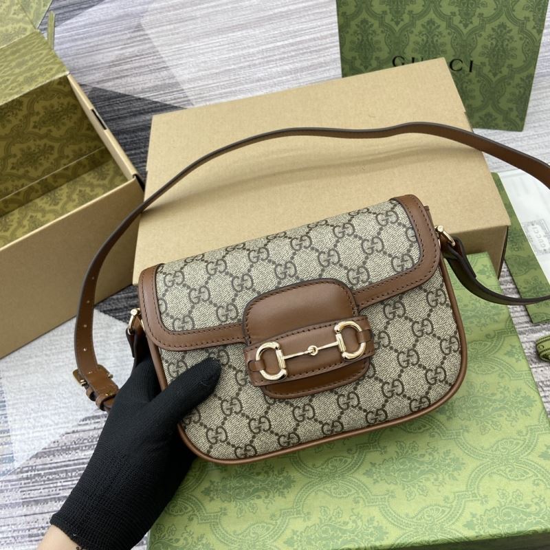 Gvc*1 horsebit bags